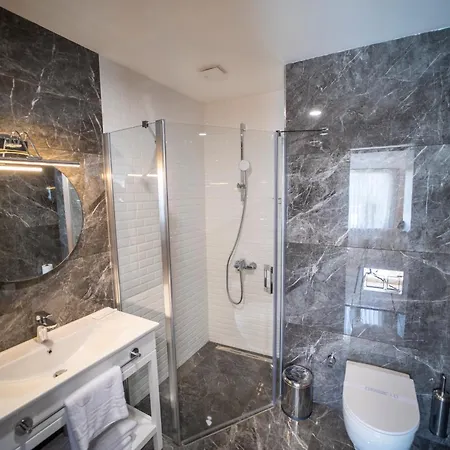 Mell * Τραμπζόν